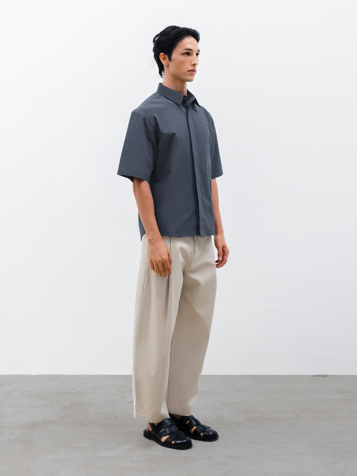 Men Slate Shirt in Charcoal Navy and Silo Barrel Pant in Bean Beige