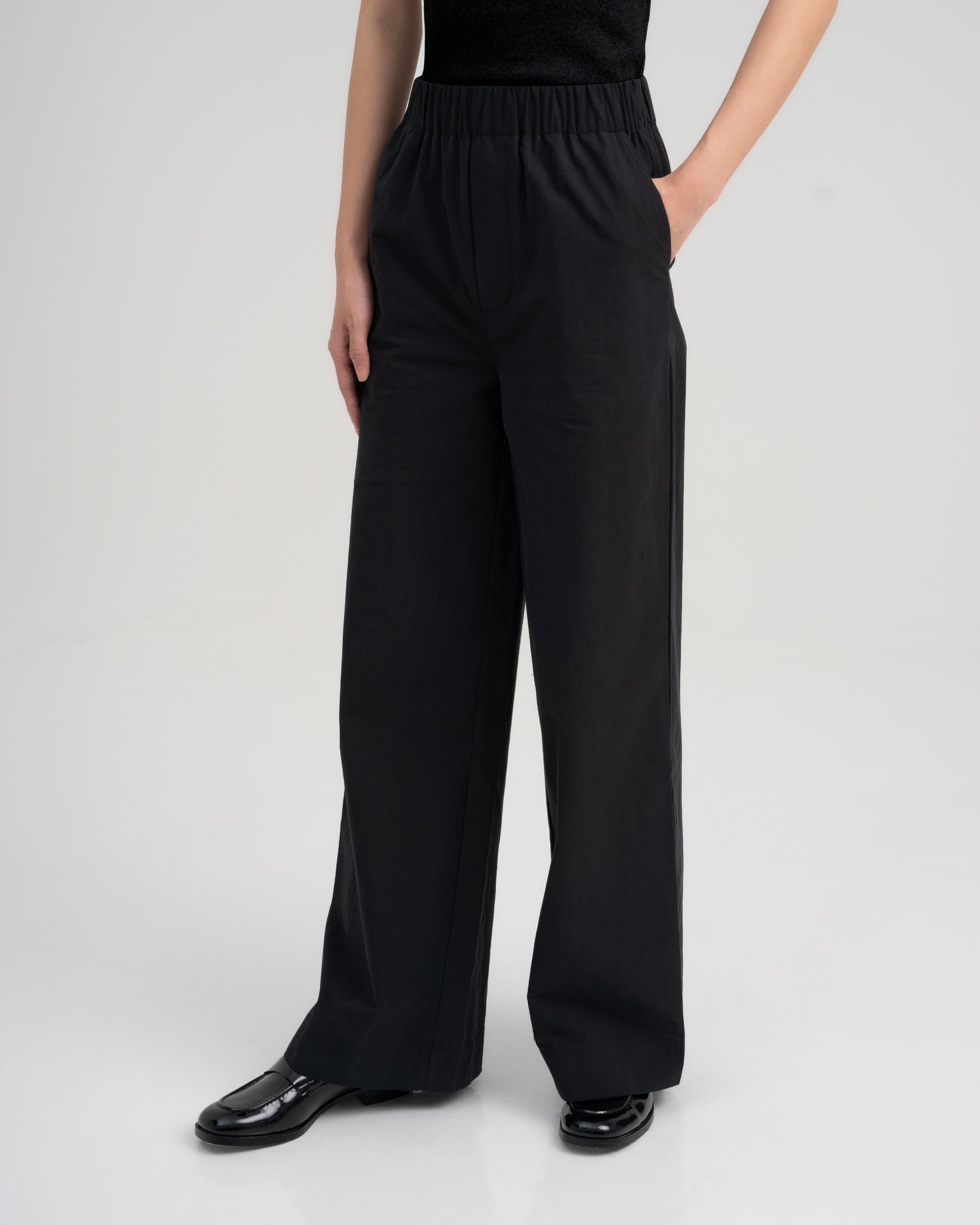 Women Elasticated Wide-Leg Trouser Black