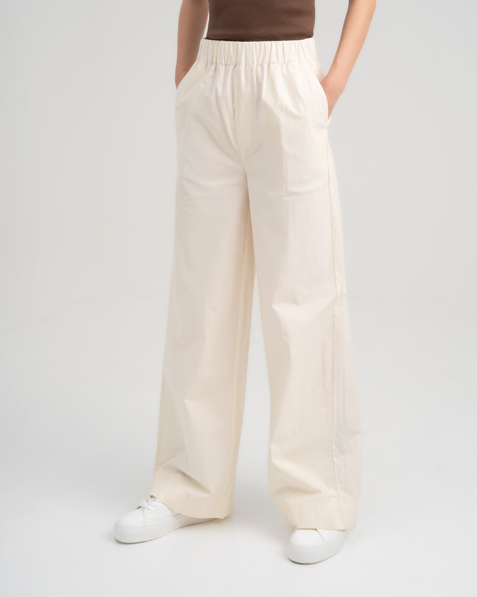 Women Elasticated Wide-Leg Trouser Cream