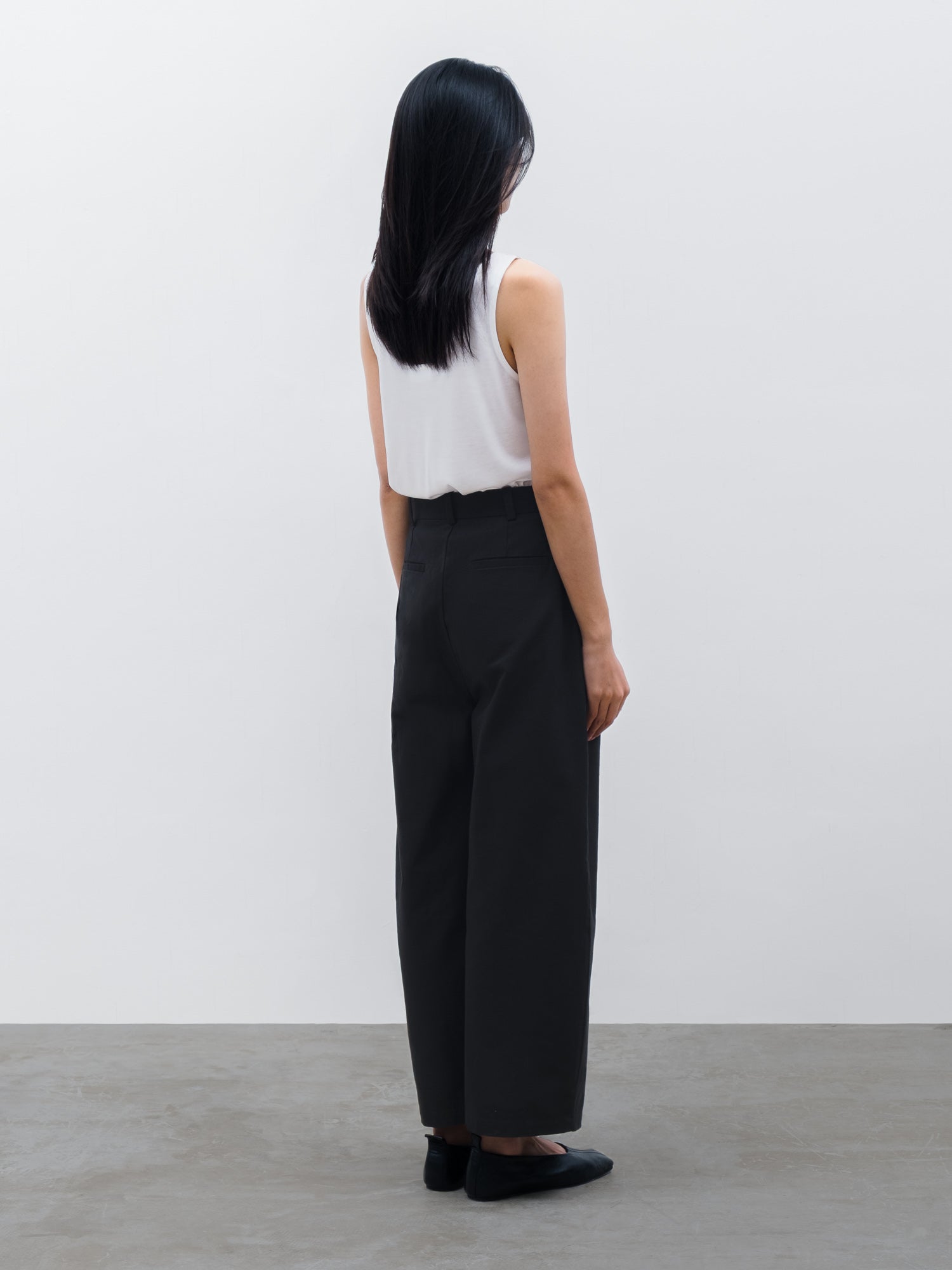 Women Kair Tencel Tank in White and Vault Barrel Pant in Black