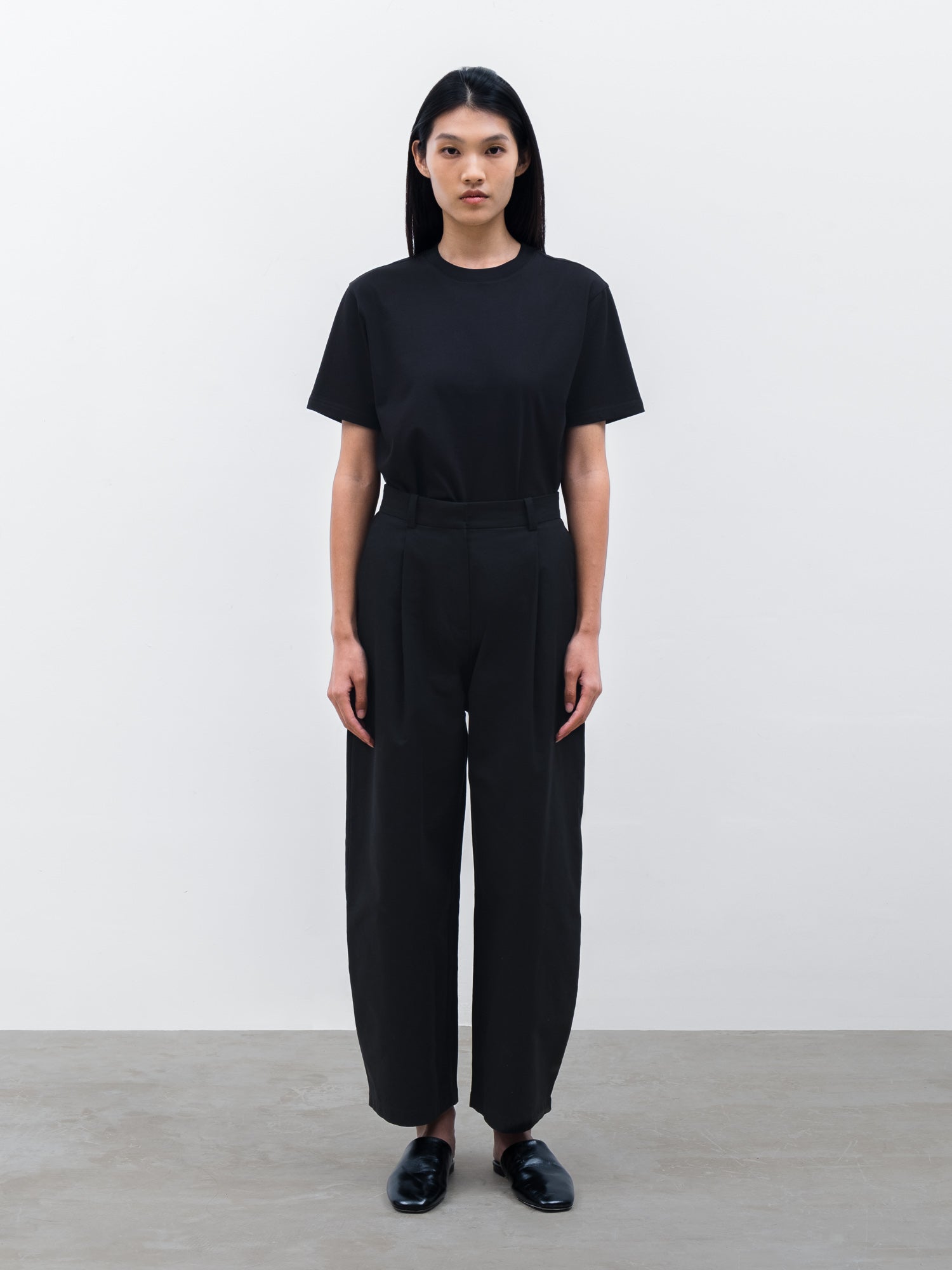 Women Nira Cotton Crew Neck T-shirt in Black and Vault Barrel Pant in Black