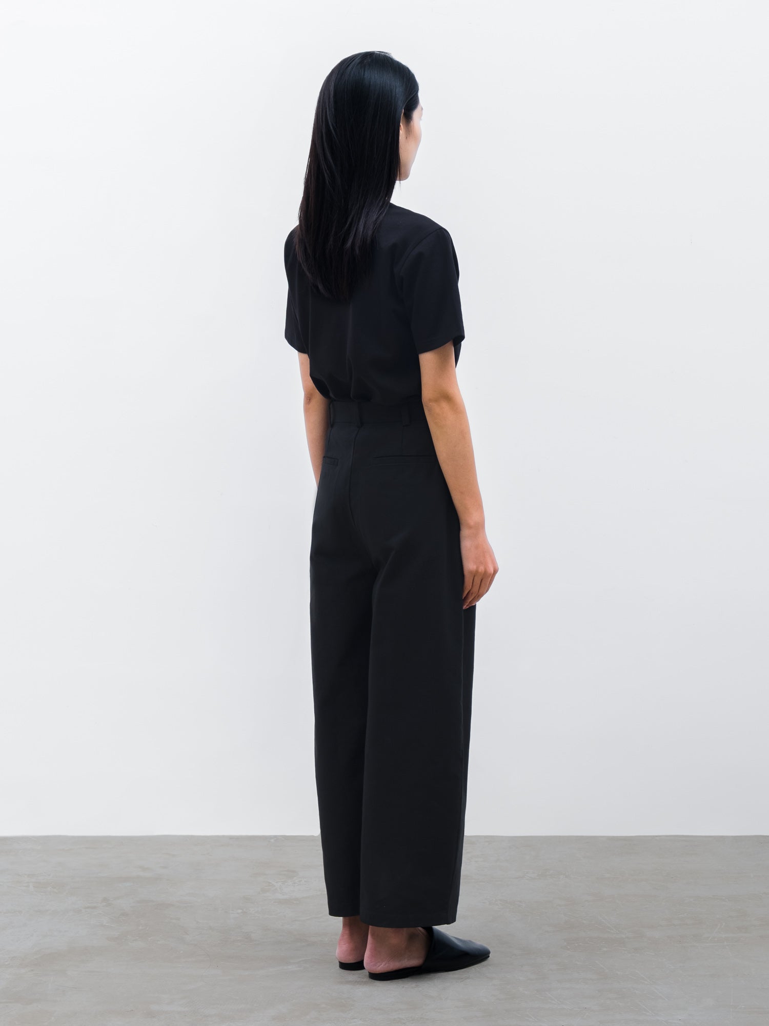 Women Nira Cotton Crew Neck T-shirt in Black and Vault Barrel Pant in Black