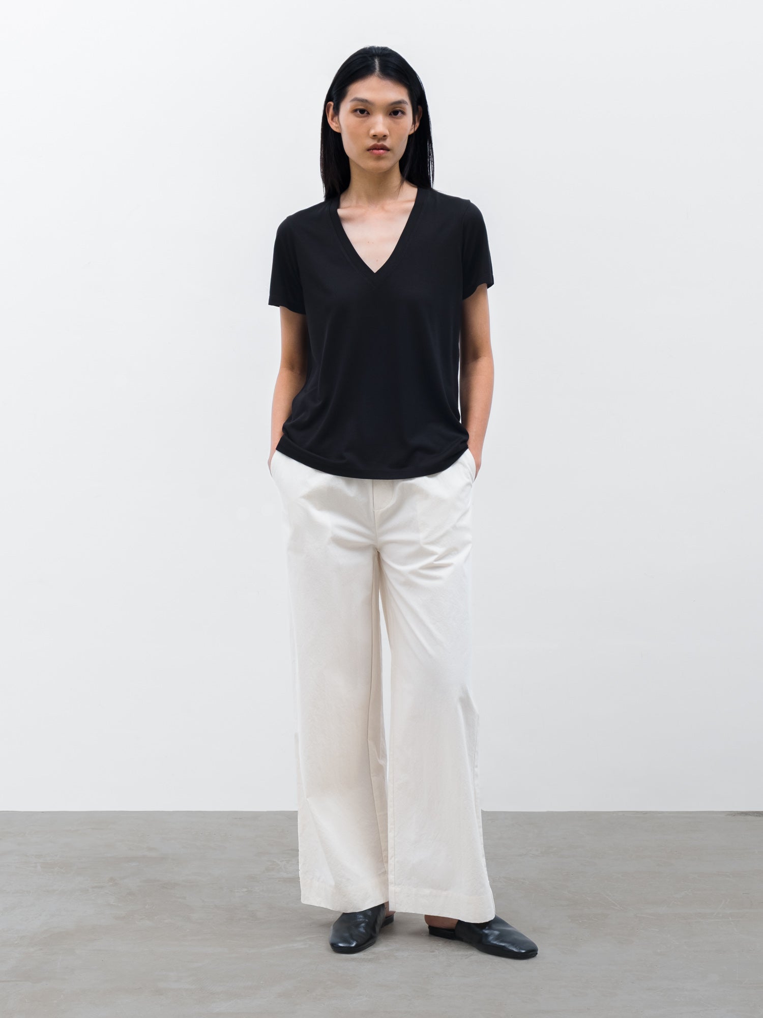 Women Ren Tencel V Neck T-shirt in Black and Wide Leg Trouser in Cream