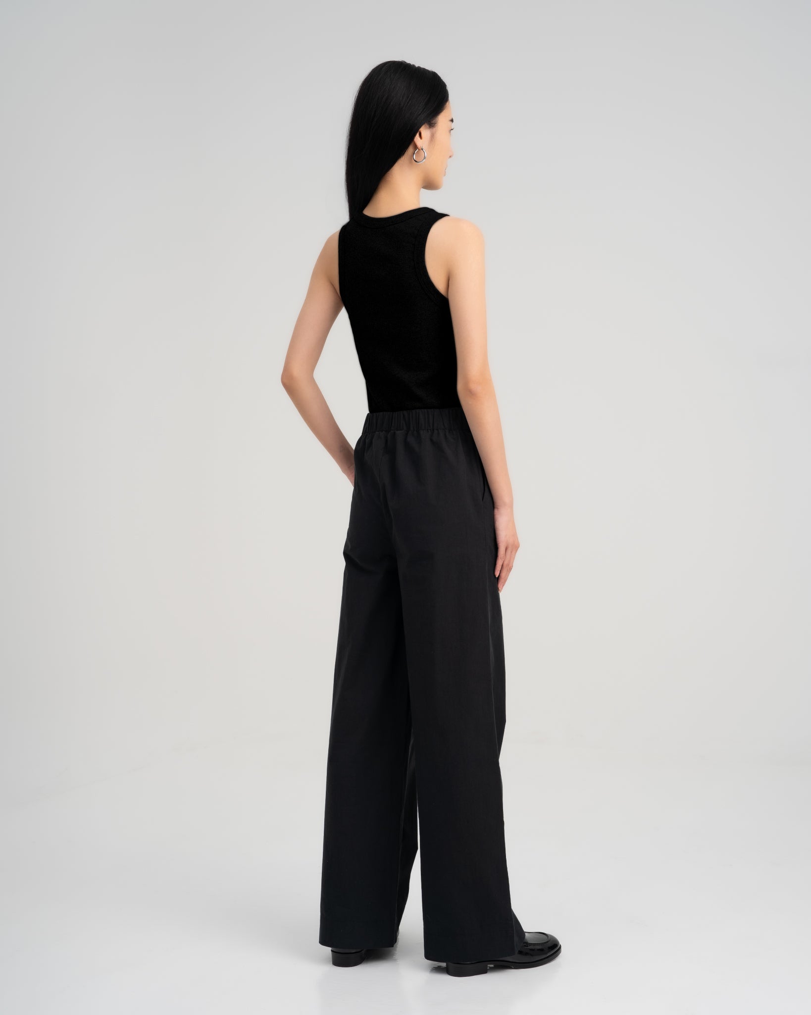 Women Elasticated Wide-Leg Trouser Black
