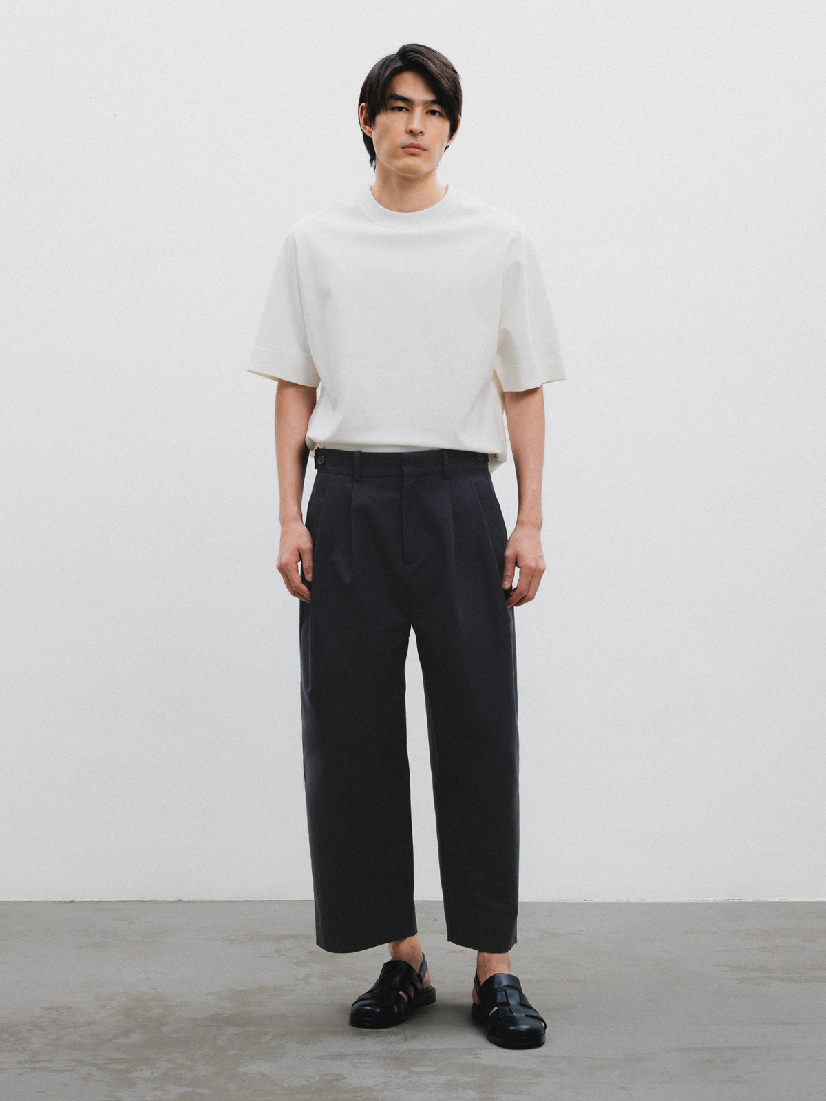 Bren Pant in Dark Navy