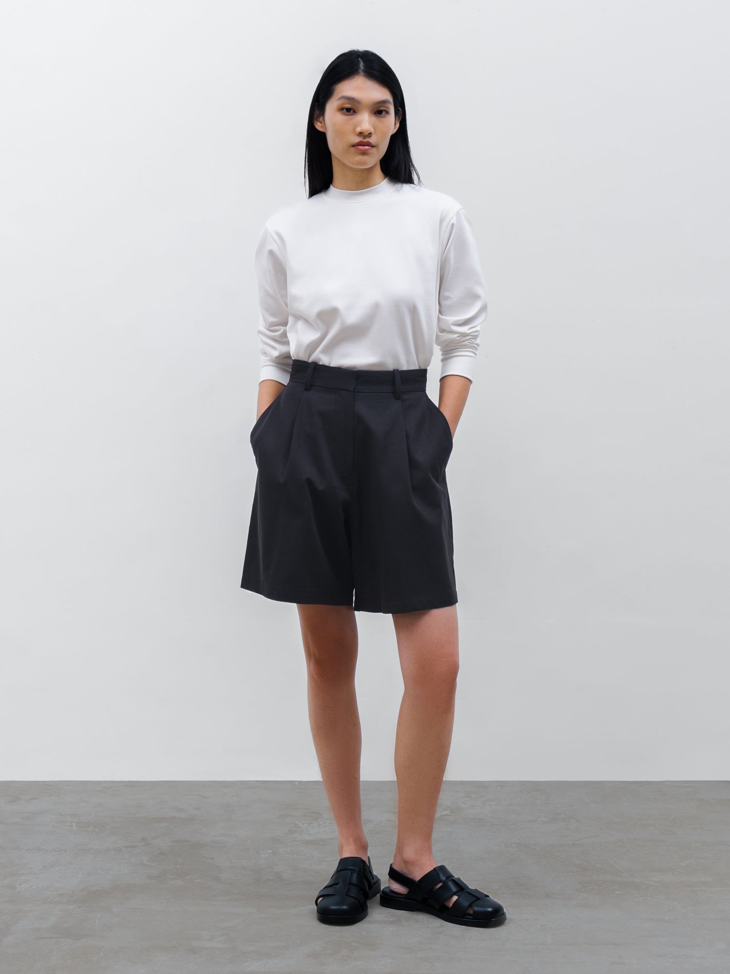 Women Orin Long Sleeve T-shirt in White and Kian Short in Black