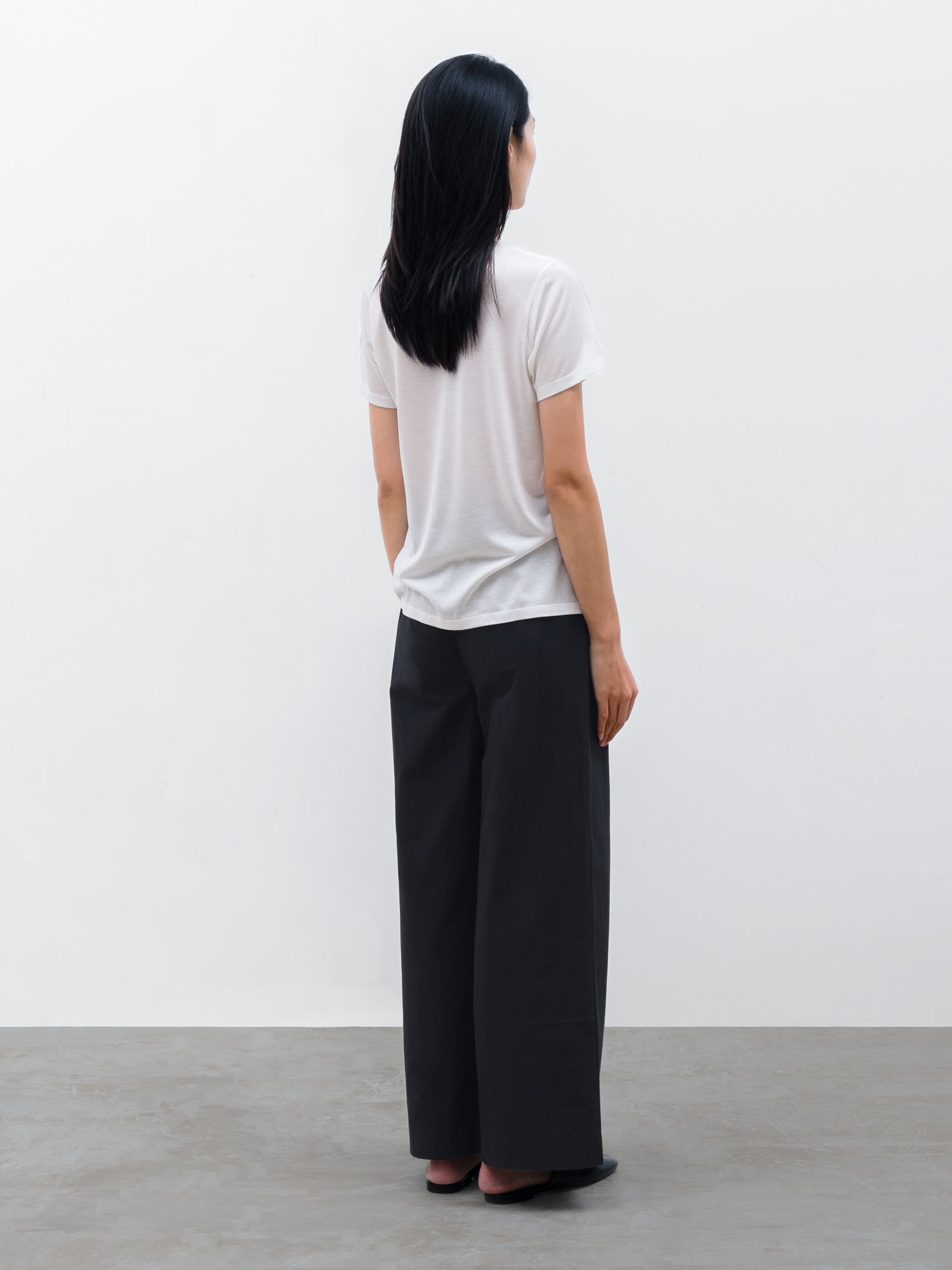Women Ren Tencel V Neck T-shirt in White and Wide Leg Trouser in Black